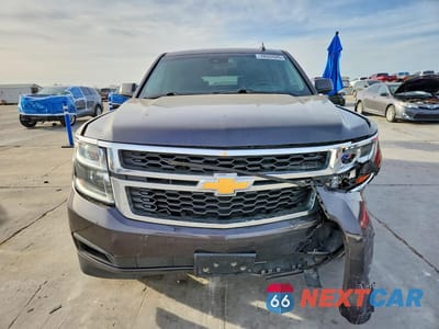 Piąte zdjęcie samochodu w środku: 2016 CHEVROLET SUBURBAN C1500 LT VIN:1GNSCHKC0GR372358 - miniatura