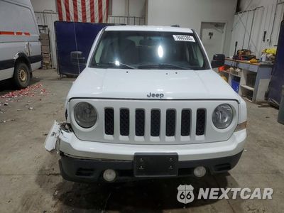 Piąte zdjęcie samochodu w środku: 2017 JEEP PATRIOT LATITUDE VIN:1C4NJRFB8HD107396 - miniatura