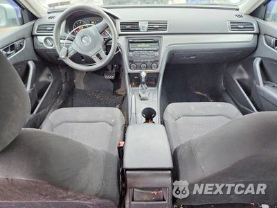 Zdjęcie 8 z 12 samochodu: 2014 VOLKSWAGEN PASSAT S VIN:1VWAT7A32EC060636 - miniatura