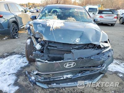 Piąte zdjęcie samochodu w środku: 2025 HYUNDAI ELANTRA SEL SPORT VIN:KMHLM4DG8SU872644 - miniatura