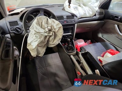 Zdjęcie 8 z 11 samochodu: 2005 VOLKSWAGEN JETTA GLS TDI VIN:3VWSR69M25M022154 - miniatura