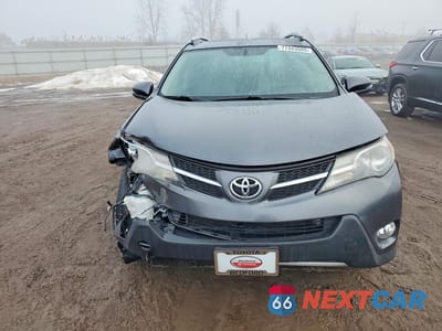 Piąte zdjęcie samochodu w środku: 2013 TOYOTA RAV4 XLE VIN:JTMRFREV2DD003513 - miniatura
