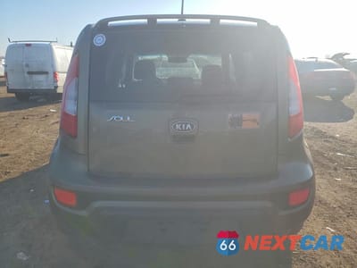 Zdjęcie 6 z 11 samochodu: 2012 KIA SOUL + VIN:KNDJT2A61C7404818 - miniatura