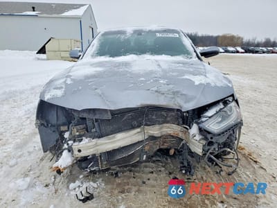 Piąte zdjęcie samochodu w środku: 2016 AUDI A4 PREMIUM PLUS S-LINE VIN:WAUFFAFL1GN007985 - miniatura