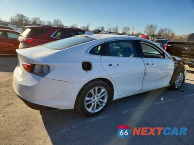 Trzecie zdjęcie samochodu z tyłu: 2016 CHEVROLET MALIBU LT VIN:1G1ZE5ST6GF345840 - miniatura