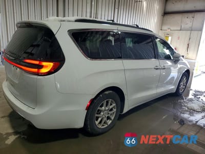 Trzecie zdjęcie samochodu z tyłu: 2022 CHRYSLER PACIFICA TOURING L VIN:2C4RC1BG7NR188866 - miniatura