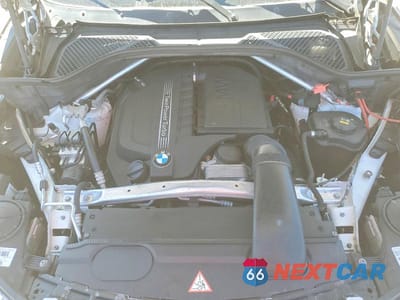 Zdjęcie 12 z 13 samochodu: 2015 BMW X5 SDRIVE35I VIN:5UXKR2C53F0H39228 - miniatura