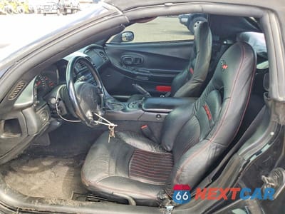 Zdjęcie 7 z 11 samochodu: 2001 CHEVROLET CORVETTE VIN:1G1YY32G715118728 - miniatura