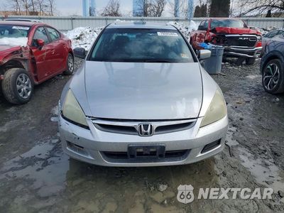 Piąte zdjęcie samochodu w środku: 2007 HONDA ACCORD EX VIN:1HGCM56797A047424 - miniatura