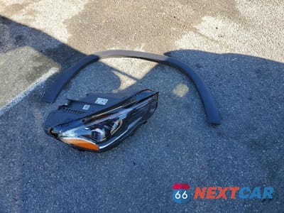 Zdjęcie 13 z 14 samochodu: 2025 MERCEDES-BENZ GLE 450E 4MATIC VIN:4JGFB4GB8SB469083 - miniatura