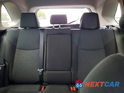 Zdjęcie 10 z 13 samochodu: 2024 TOYOTA RAV4 XLE VIN:2T3W1RFV2RW364735 - miniatura