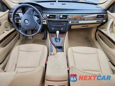 Zdjęcie 8 z 13 samochodu: 2009 BMW 328 I VIN:WBAPH73539A172888 - miniatura