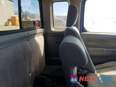 Zdjęcie 10 z 12 samochodu: 1999 NISSAN FRONTIER KING CAB XE VIN:1N6DD26S0XC337316 - miniatura