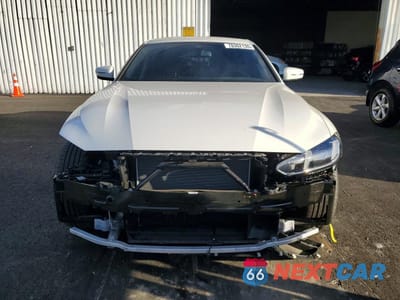 Piąte zdjęcie samochodu w środku: 2025 BMW I4 EDRIVE 40 VIN:WBY23HD00SFU37049 - miniatura