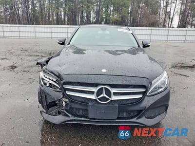 Piąte zdjęcie samochodu w środku: 2015 MERCEDES-BENZ C 300 4MATIC VIN:55SWF4KBXFU068622 - miniatura