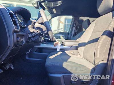 Zdjęcie 7 z 13 samochodu: 2019 RAM 3500 BIG HORN VIN:3C63RRHL1KG516086 - miniatura