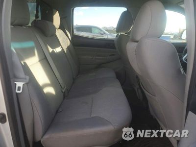 Zdjęcie 10 z 12 samochodu: 2012 TOYOTA TACOMA DOUBLE CAB VIN:5TFLU4EN7CX047311 - miniatura