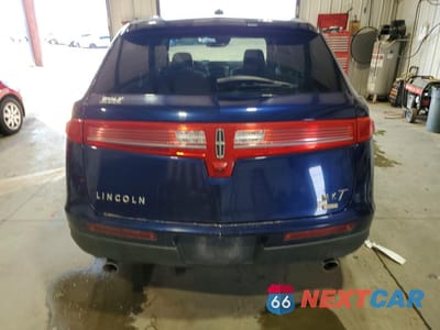 Zdjęcie 6 z 13 samochodu: 2011 LINCOLN MKT VIN:2LMHJ5AR7BBJ52255 - miniatura