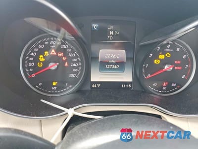 Zdjęcie 9 z 12 samochodu: 2016 MERCEDES-BENZ C 300 VIN:55SWF4JBXGU114971 - miniatura