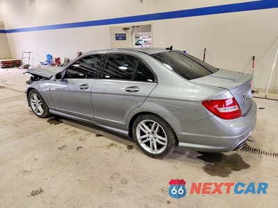 Drugie zdjęcie samochodu z przodu: 2014 MERCEDES-BENZ C 300 4MATIC VIN:WDDGF8AB8EG251638 - miniatura