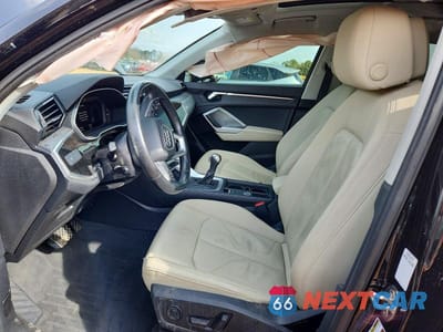 Zdjęcie 7 z 13 samochodu: 2019 AUDI Q3 PREMIUM VIN:WA1AECF39K1075585 - miniatura