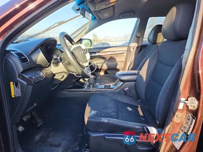 Zdjęcie 7 z 13 samochodu: 2014 KIA SORENTO LX VIN:5XYKT3A6XEG453239 - miniatura