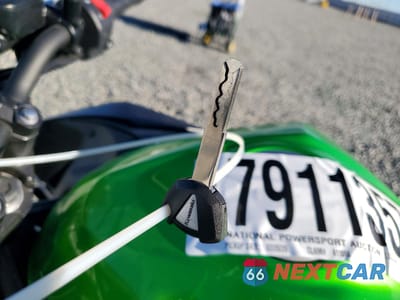 Zdjęcie 8 z 9 samochodu: 2024 KAWASAKI ER500 VIN:ML5ERGE12RDA11008 - miniatura