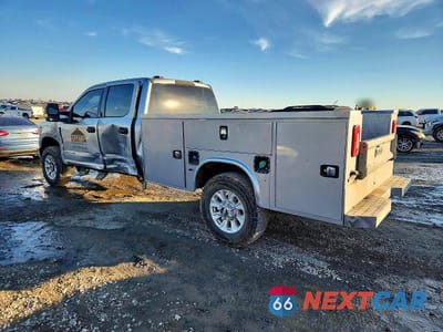 Drugie zdjęcie samochodu z przodu: 2022 FORD F350 SUPER DUTY VIN:1FD8W3FT7NED69366 - miniatura