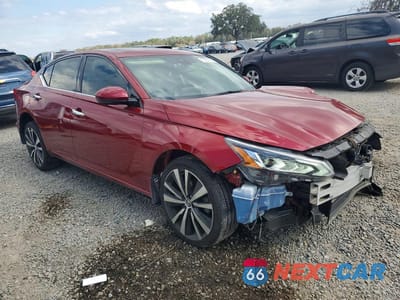 Czwarte zdjęcie samochodu z boku: 2020 NISSAN ALTIMA 2.5 PLATINUM VIN:1N4BL4FV0LC112008 - miniatura