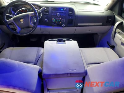 Zdjęcie 8 z 12 samochodu: 2011 CHEVROLET SILVERADO K1500 LT VIN:3GCPKSE3XBG295842 - miniatura