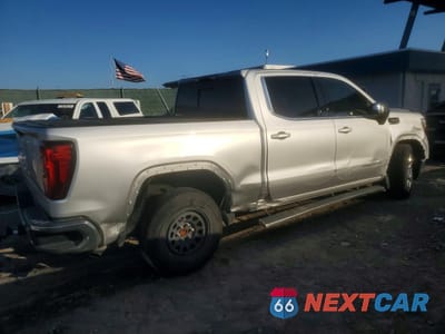 Trzecie zdjęcie samochodu z tyłu: 2019 GMC SIERRA C1500 SLE VIN:3GTP8BED4KG304283 - miniatura