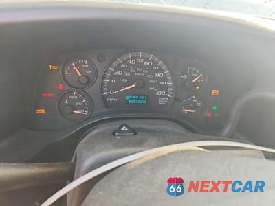 Zdjęcie 9 z 13 samochodu: 2004 GMC SAVANA G1500 VIN:1GKFH15T941108794 - miniatura