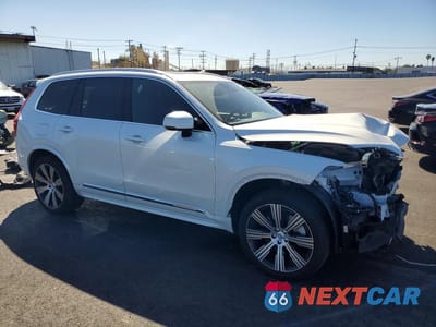 Czwarte zdjęcie samochodu z boku: 2024 VOLVO XC90 PLUS VIN:YV4H60CE0R1226777 - miniatura