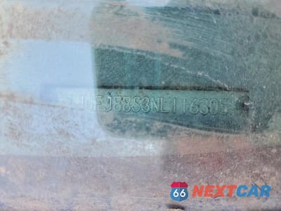 Zdjęcie 13 z 13 samochodu: 1992 JEEP CHEROKEE SPORT VIN:1J4FJ88S3NL116305 - miniatura