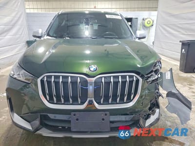 Piąte zdjęcie samochodu w środku: 2024 BMW X1 XDRIVE28I VIN:WBX73EF00R5Z74977 - miniatura