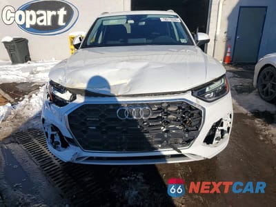 Piąte zdjęcie samochodu w środku: 2024 AUDI Q5 PREMIUM 45 VIN:WA1GAAFY3R2077911 - miniatura