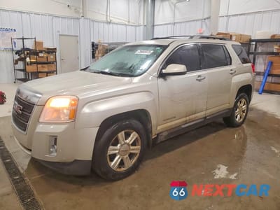 2015 GMC TERRAIN SLT 2GKFLSE35F6333363 - główne zdjęcie licytacji z USA - miniatura