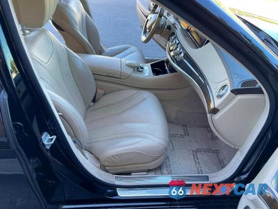 Piąte zdjęcie samochodu w środku: 2014 MERZ S 550 BLACK VIN:WDDUG8CB7EA062382 - miniatura