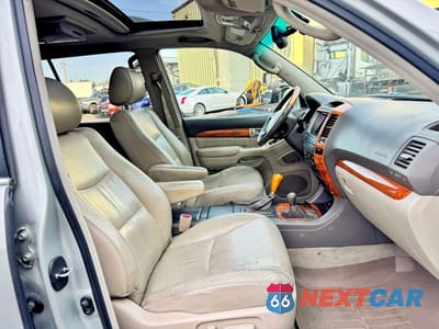 Piąte zdjęcie samochodu w środku: 2003 LEXUS GX 470 BASE VIN:JTJBT20X130004567 - miniatura