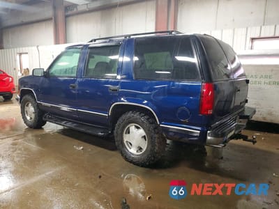 Drugie zdjęcie samochodu z przodu: 1999 CHEVROLET TAHOE K1500 VIN:1GNEK13R2XJ354176 - miniatura
