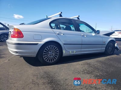 Trzecie zdjęcie samochodu z tyłu: 2001 BMW 330 I VIN:WBAAV53441FK45588 - miniatura