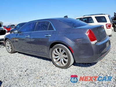 Drugie zdjęcie samochodu z przodu: 2018 CHRYSLER 300 LIMITED VIN:2C3CCAEG9JH261855 - miniatura