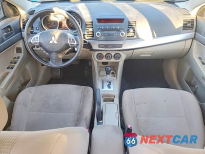 Zdjęcie 8 z 12 samochodu: 2011 MITSUBISHI LANCER ES VIN:JA32U2FU7BU043618 - miniatura