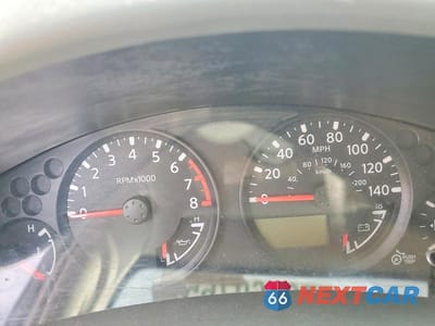 Zdjęcie 9 z 11 samochodu: 2016 NISSAN FRONTIER SV VIN:1N6AD0ER6GN756619 - miniatura