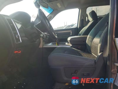 Zdjęcie 7 z 11 samochodu: 2016 RAM TRUCKS 1500 SLT VIN:3C6RR6LT2GG289448 - miniatura