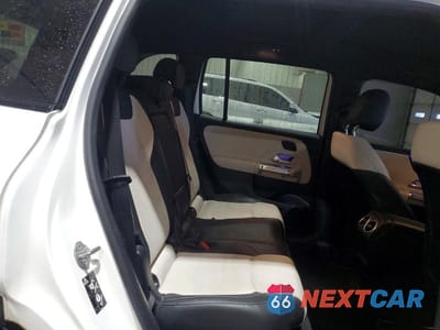 Zdjęcie 11 z 12 samochodu: 2021 MERCEDES-BENZ GLB 250 4MATIC VIN:W1N4M4HB2MW104469 - miniatura