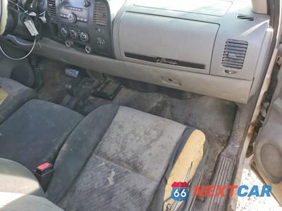 Zdjęcie 10 z 12 samochodu: 2007 CHEVROLET SILVERADO K3500 VIN:1GBJK34687E595356 - miniatura