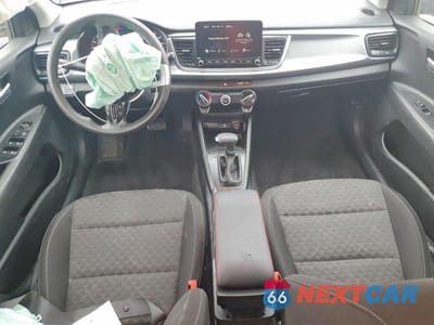 Zdjęcie 8 z 12 samochodu: 2023 KIA RIO LX VIN:3KPA24AD9PE568479 - miniatura