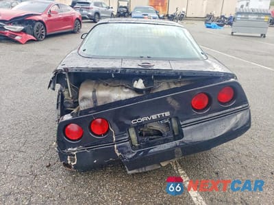Zdjęcie 6 z 12 samochodu: 1984 CHEVROLET CORVETTE VIN:1G1AY0787E5150019 - miniatura