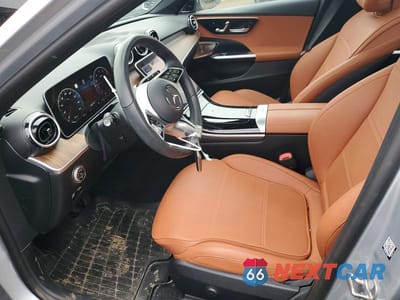 Zdjęcie 7 z 11 samochodu: 2024 MERCEDES-BENZ C 300 4MATIC VIN:W1KAF4HB9RR211910 - miniatura